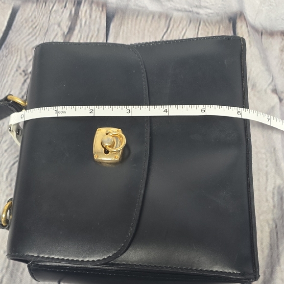 Amanda Smith Vintage Black Mini Bag with Gold Tone Hardware - Picture 10 of 13